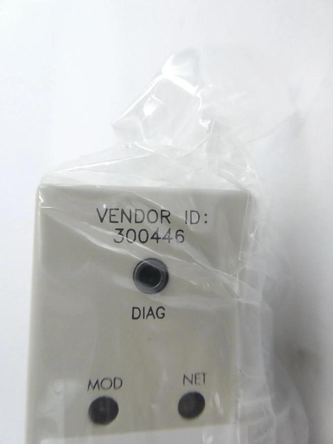 Brooks Instrument 3030-12897 Mass Flow Controller MFC 20 SCCM Ar New Spare