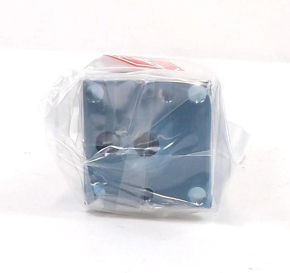 Used AMAT Applied Materials 0190-85798 Pneumatic Valve Reseller Lot of 8 New Surplus