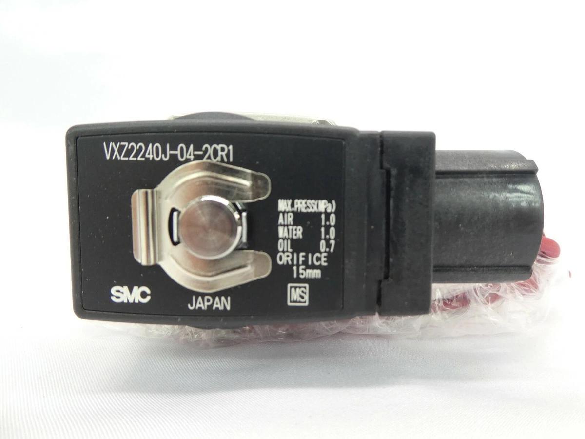SMC VXZ2240J-04-2CR1 2-Way Media Valve Lot of 2 New Surplus