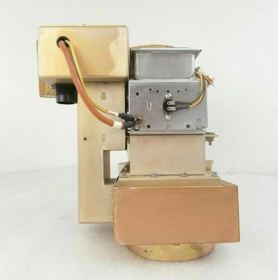 Used Novellus 95-4477 Stripper Module Waveguide GaSonics Aura 2000LL 200mm Working