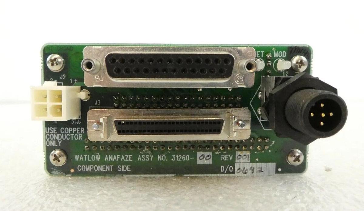 Used Watlow D881-0000-1000 D8 Series Temperature Controller AMAT 0190-25286 Working