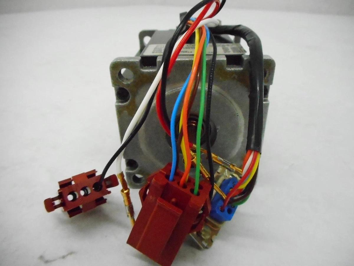 Used Emoteq QB02300-T04-HBE Brushless Servo Motor Lot of 2 Used