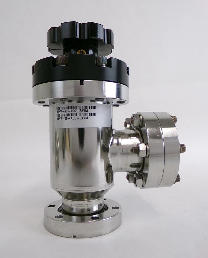 Used MKS Instruments UHV-40-ACC-EAVM Manual UHV Isolation Valve Lot of 2 Surplus