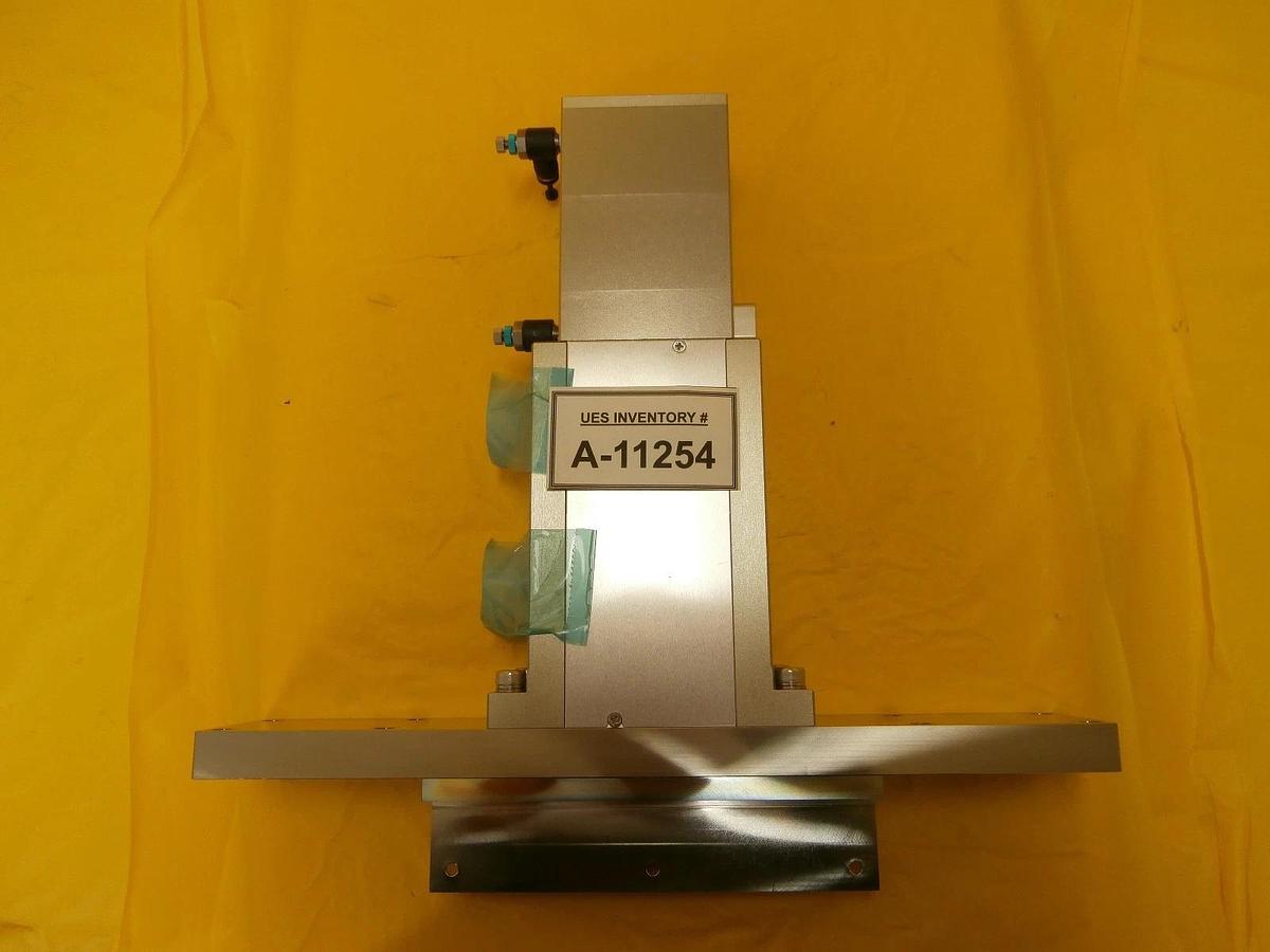 Used V-Tex 3-850133-^8 Pneumatic Slit Valve Rollcam Copper Cu Exposed Used Working