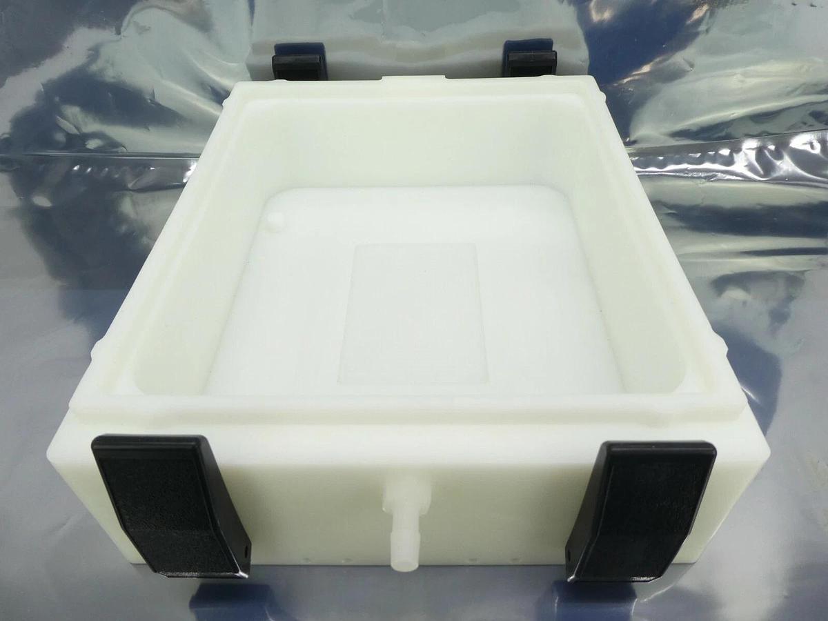IRORI AC96-03-48 Cleaving Station Vacuum Chamber AccuCleave-96 New Surplus