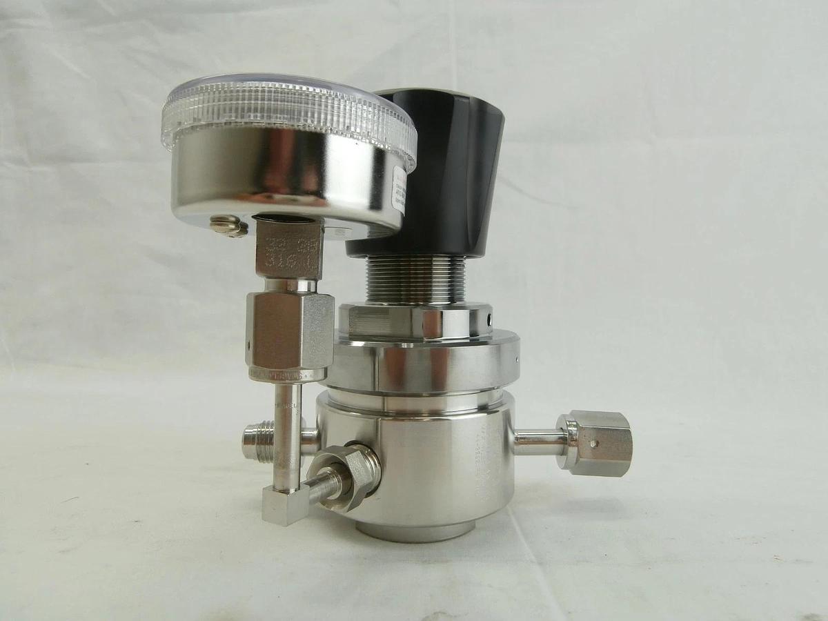 Used Tescom 44-3262JR91-145 Manual Pressure Regulator Valve 44-3200 Working