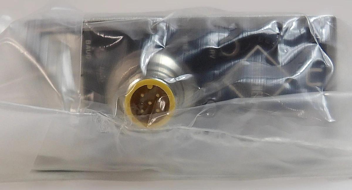 Celerity UNIT UFC-8165 Mass Flow Controller MFC AMAT 3030-03350 New Surplus