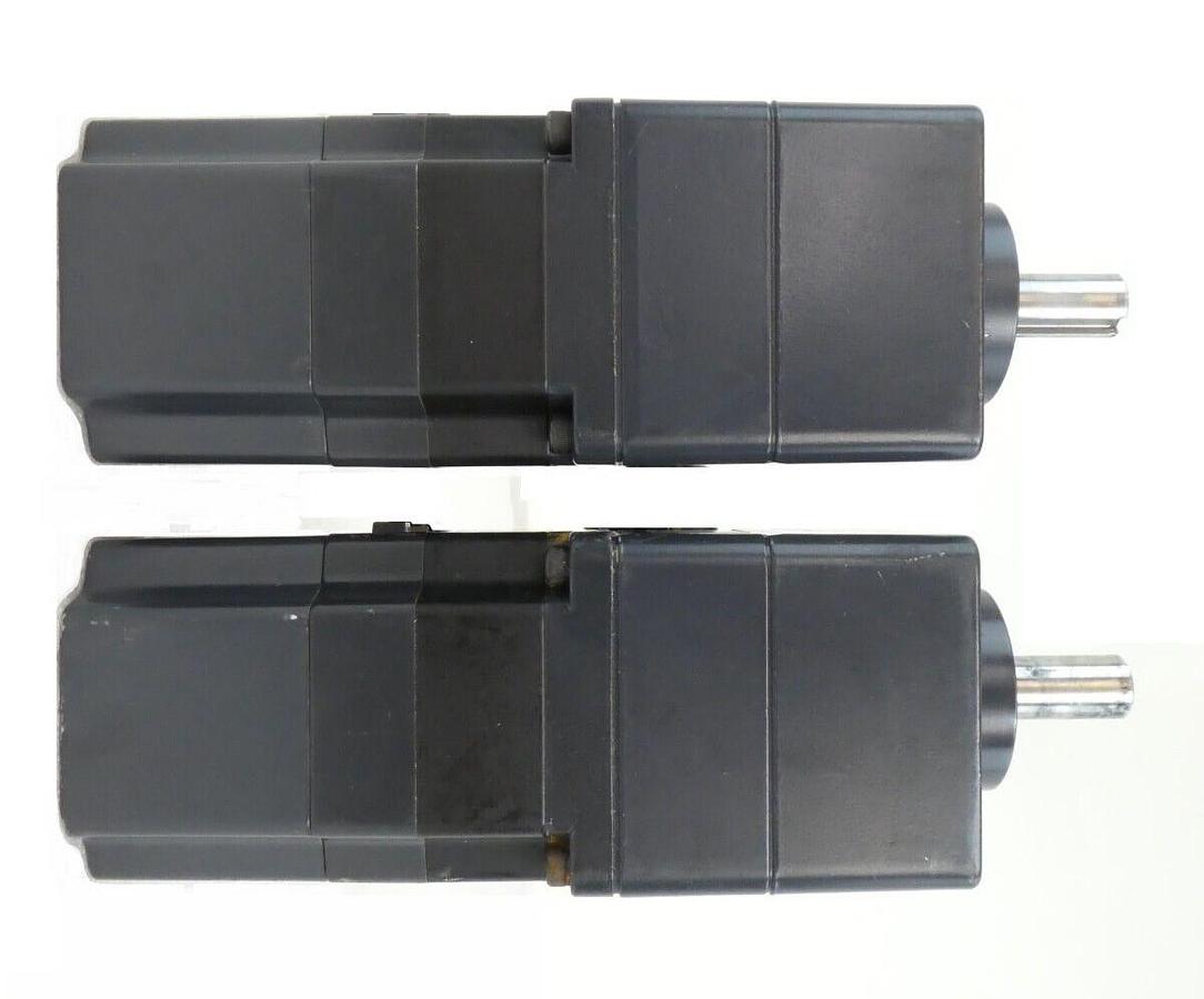 Used Oriental Motor A4615-9215KPGM 5-Phase Stepping Motor VEXTA Lot of 2 Working