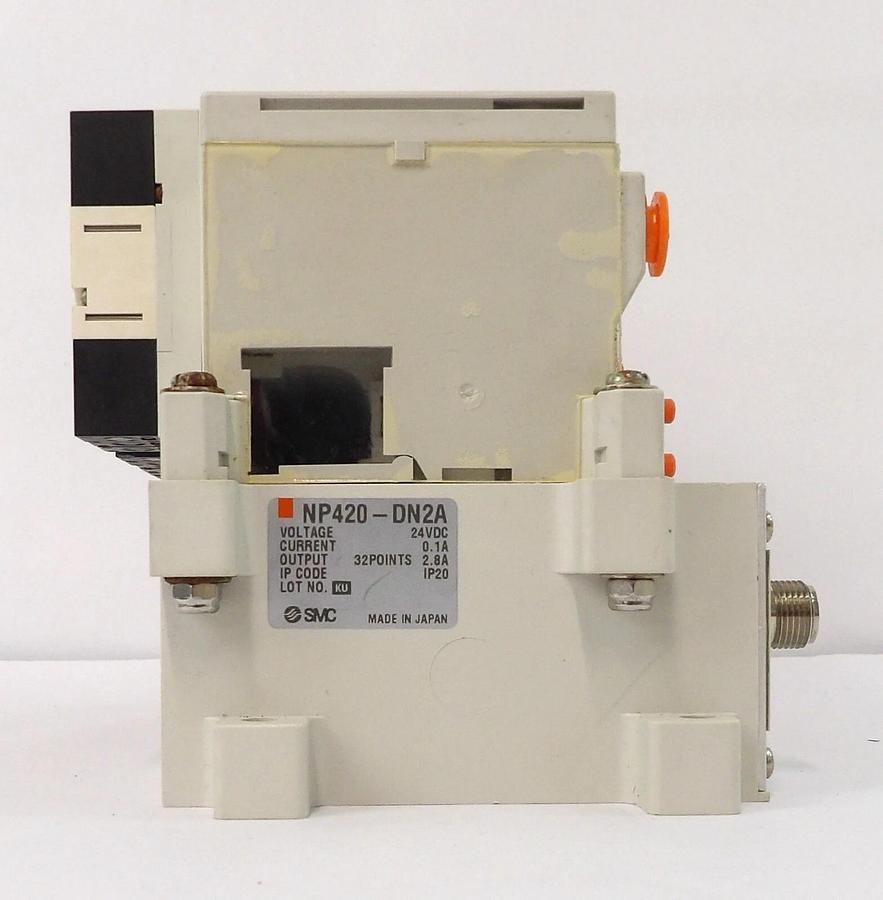 Used SMC VV5Q11-16-X1380 16-Port Pneumatic Manifold NP420-DN2A AMAT Working