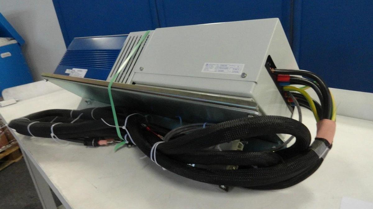 Used AMAT Applied Materials 9010-01545 S2S Softdrive SAF305-045 Used Working