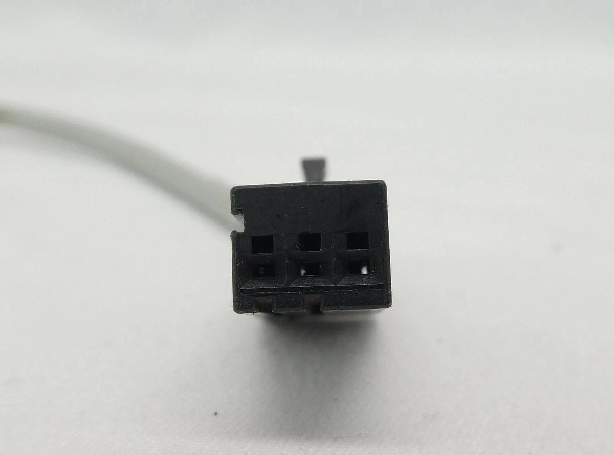 Used SMC ISE5B-02-27L-M-X122 Digital Pressure Switch ISE5B Lot of 8 Working Surplus