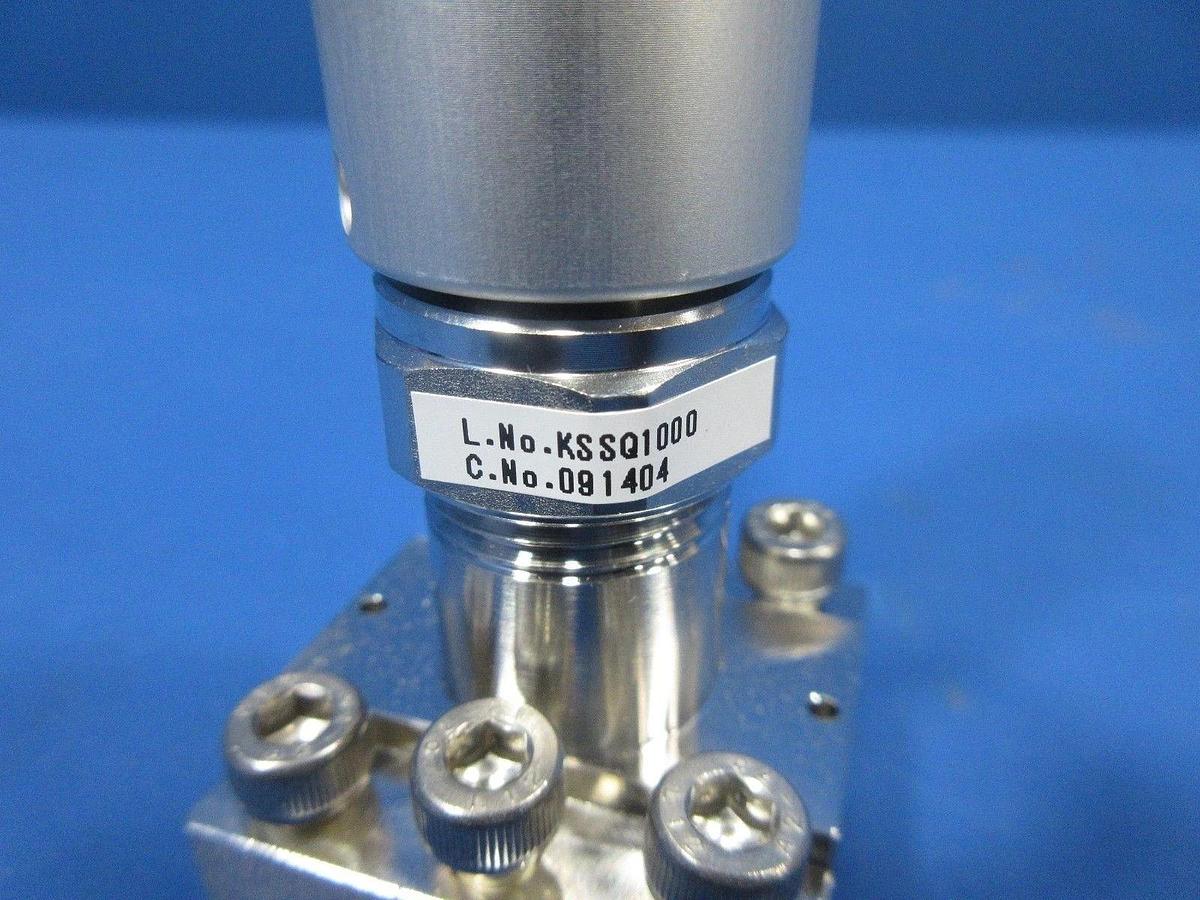 Used Fujikin 091404 Type NC Diaphragm Valve 0.39~0.59MPa 3 Port C-Seal Lot of 11 used