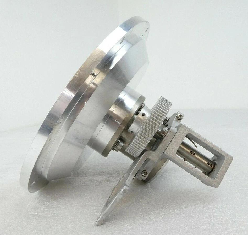 Used AMAT Applied Materials 0010-13321 P5000 200mm Robot Body 8" No Main Shaft Spare