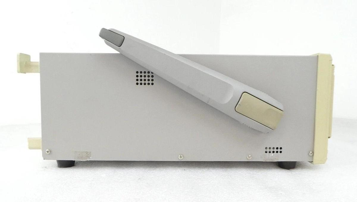 Used Iwatsu Electric SS-7811 100MHz Analog Oscilloscope Working Spare