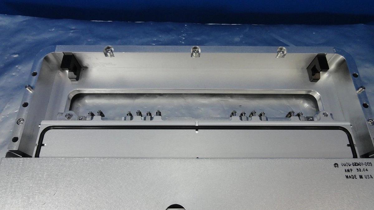 Used AMAT Applied Materials 0010-22876 Door Assy 300mm MD SWLL 0040-03795-002 Used