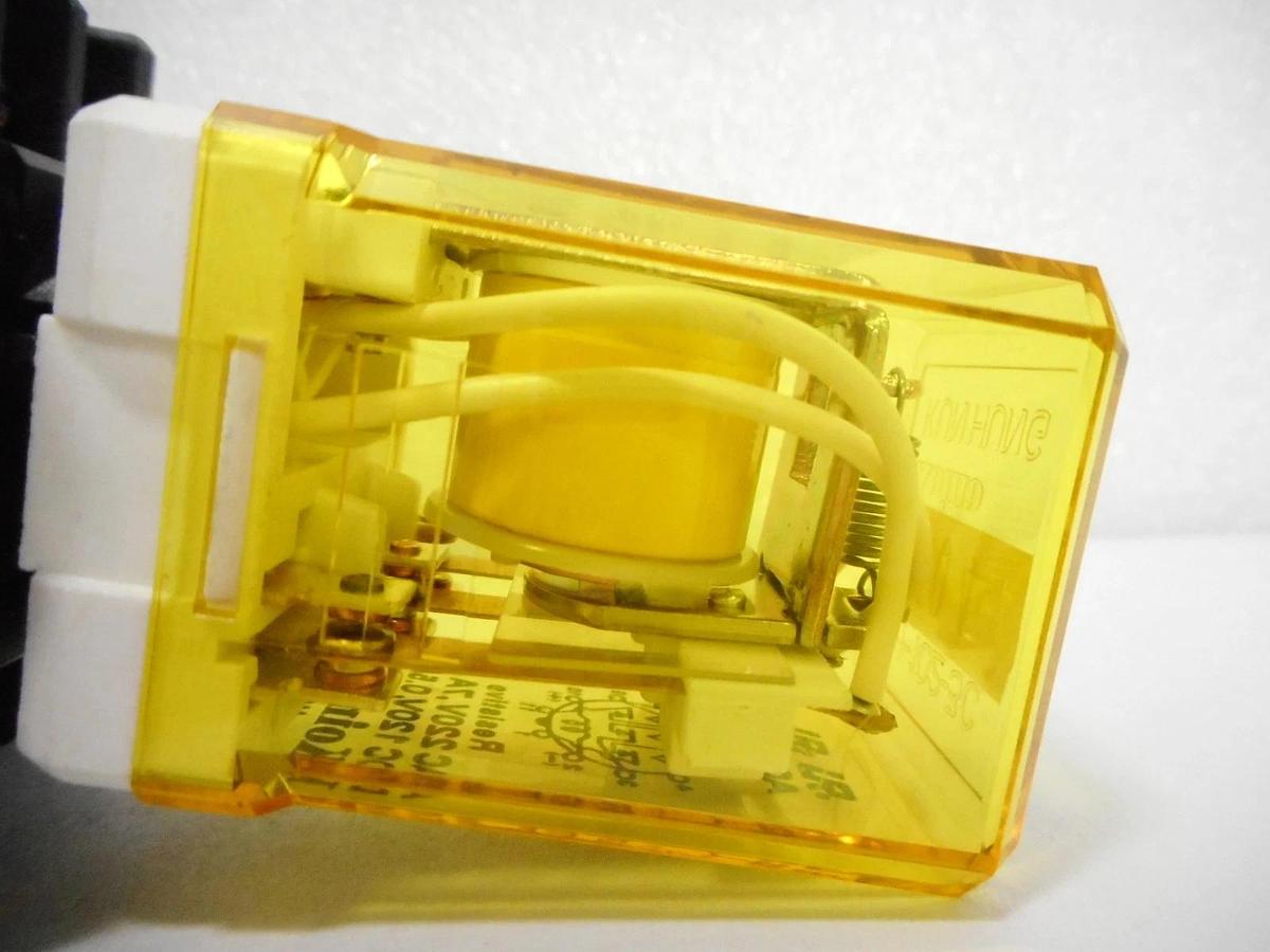 Used Koino Kunhung KH-102-3C Relay Reseller Lot of 32 Used Working