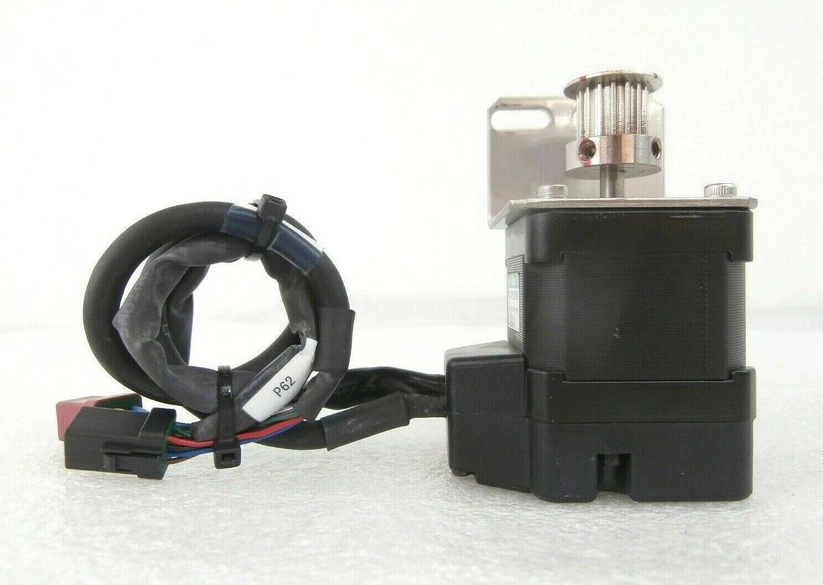 Used Sanyo Denki 103F5508-70XE42 Stepping Motor StepSyn Set of 2 TEL Lithius Working