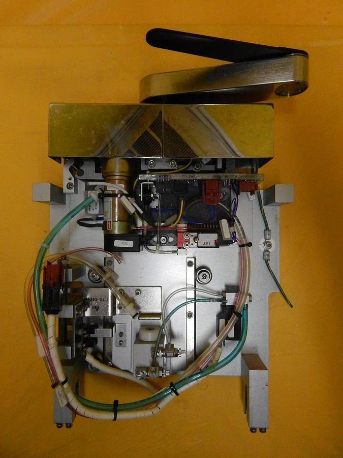 Used SVG Silicon Valley Group 99-38154-01 Shuttle Arm Assembly Rev. U 90S DUV Working
