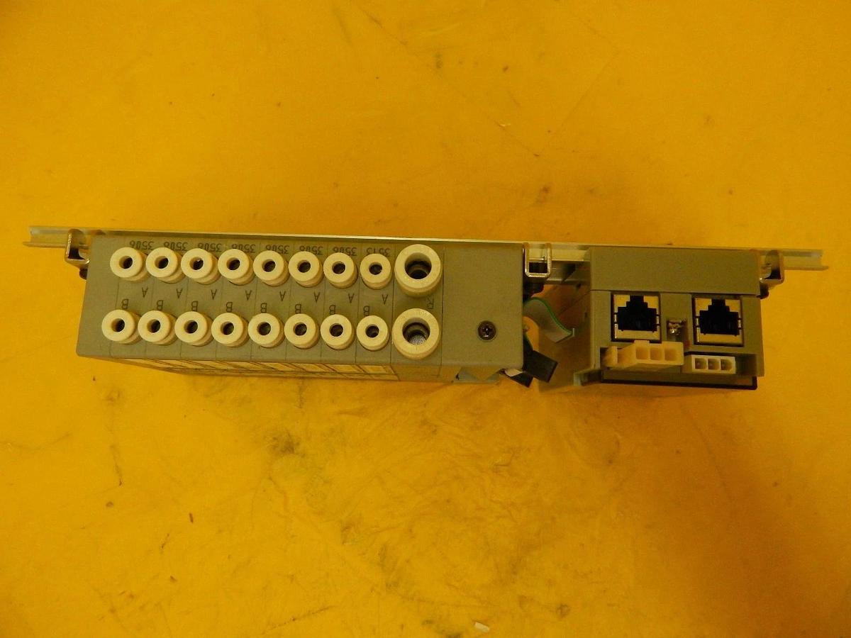 Used CKD N4S0-T56 8-Port Pnuematic Manifold OPP3-1H Lot of 2 Used Working
