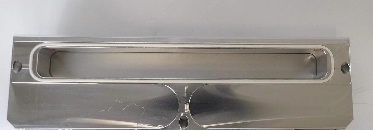 Used VAT 0340X-CA24-CJY1 Rectangular Insert MONOVAT Slit Valve Working
