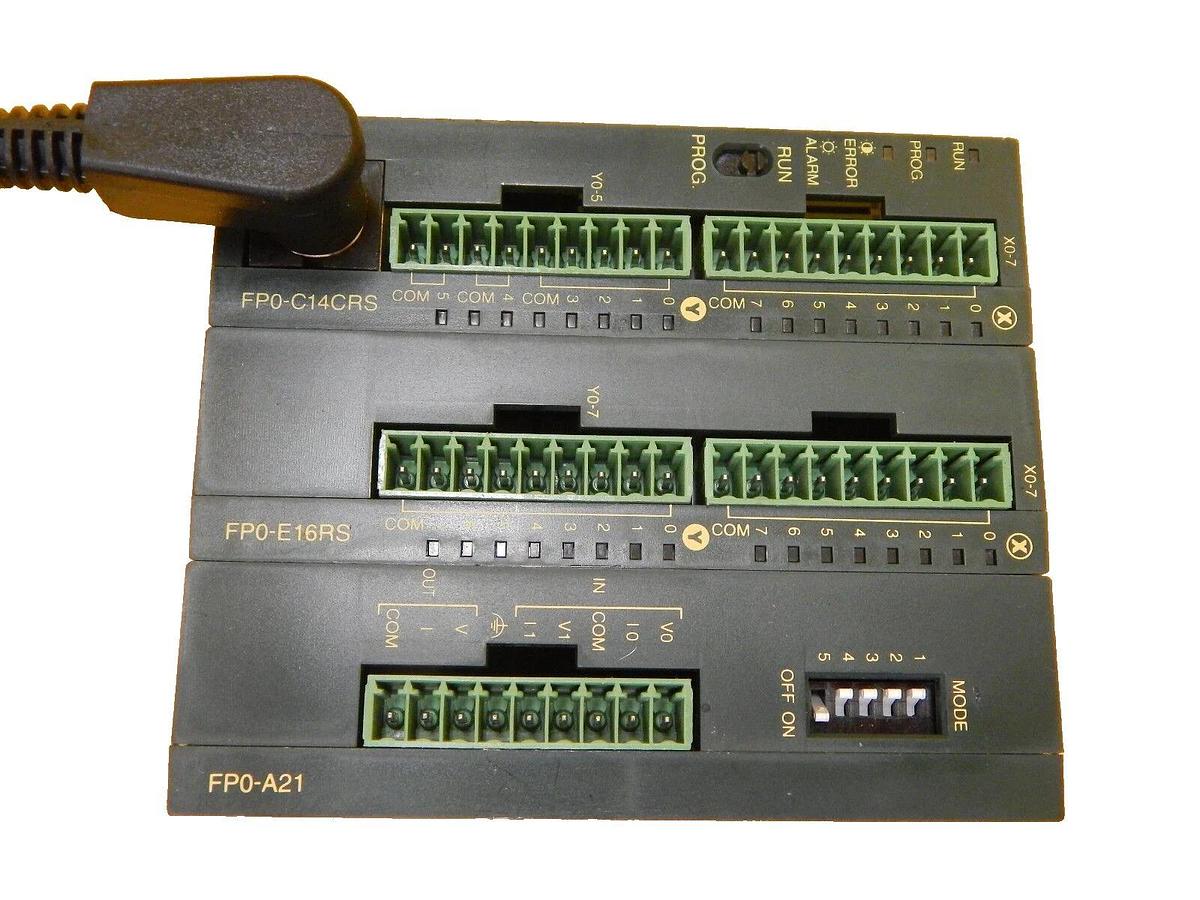 Used Matsushita NAiS Programmable PLC System AIGT3100B FP0-E16 FP0-A21 Working