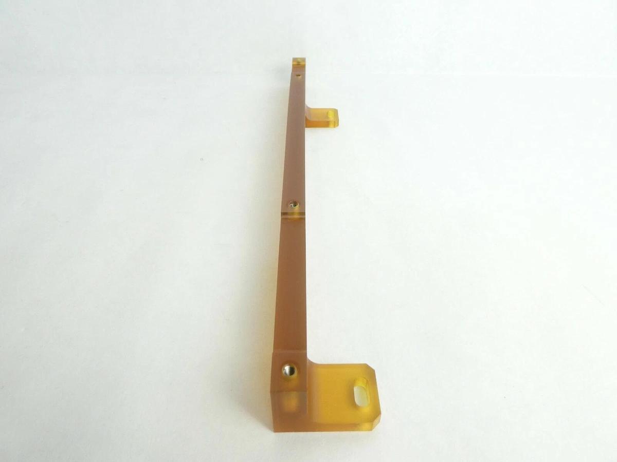 ASM 16-401206-01 Retainer Gas Line Reactor 3 POSN New Surplus