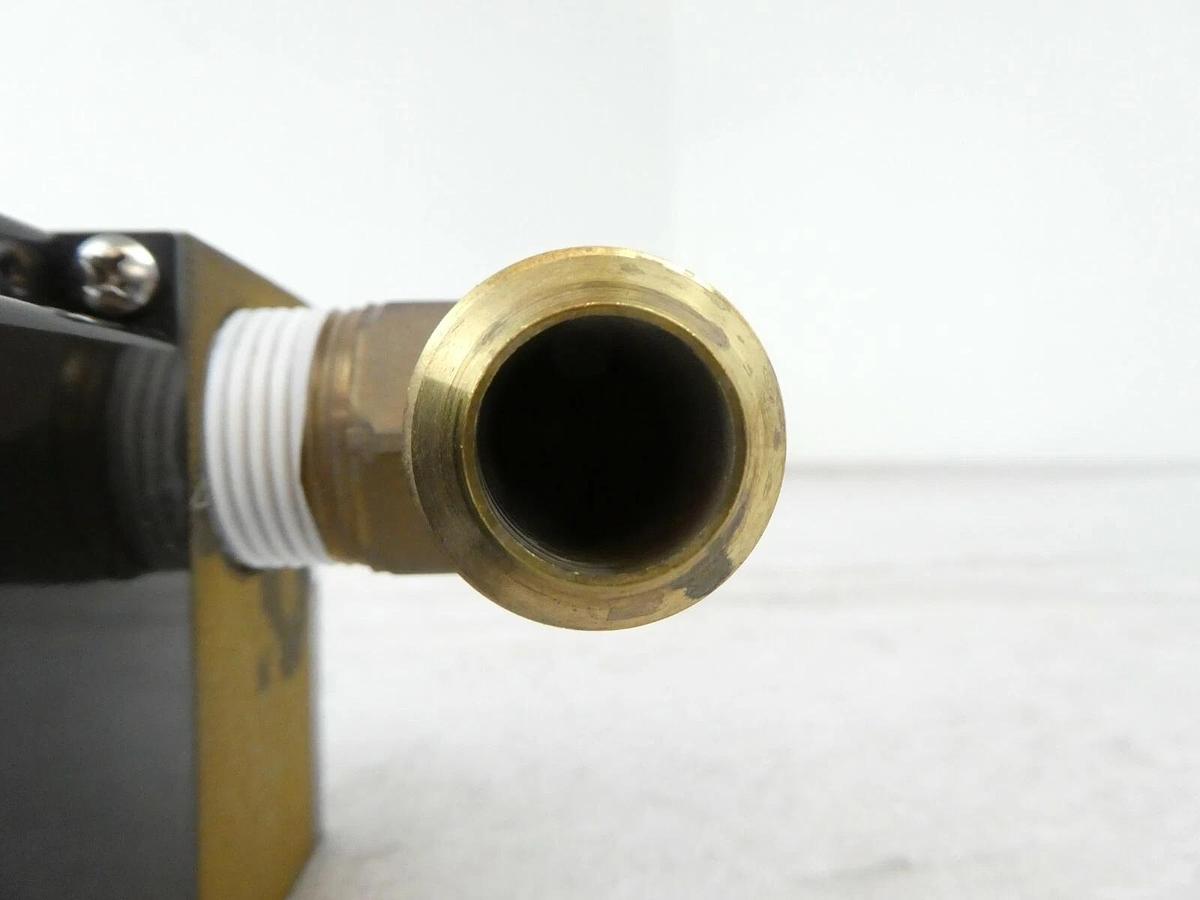 Used Proteus 9160B24P6 Flow Meter AMAT Applied Materials 0190-35440 Lot of 2 Working
