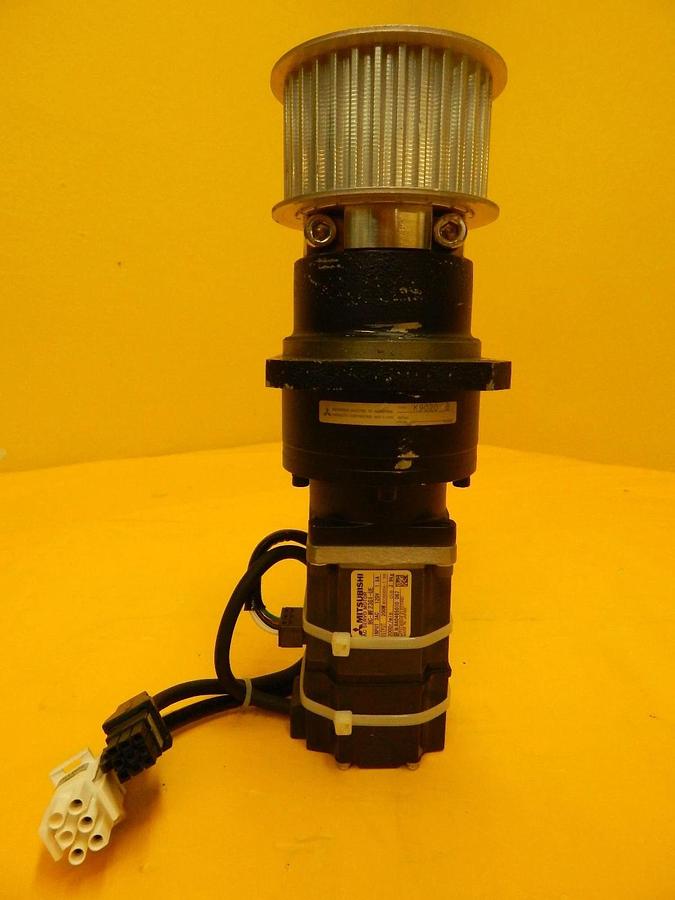Used Mitsubishi Electric HC-MF2G1-UE AC Servo Motor Gear Head K9020 B Used Working
