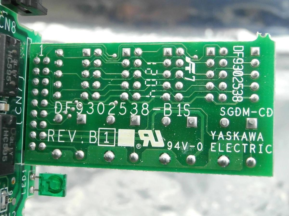 Used Yaskawa Electric SGDH-CA04EA Servo Drive PCB DF9203829-A0 Used Working