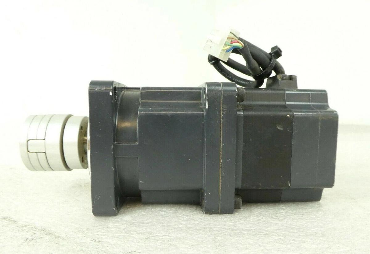 Used Oriental Motor ASM98AC-H100 Closed Loop Step Motor VEXTA Working Surplus