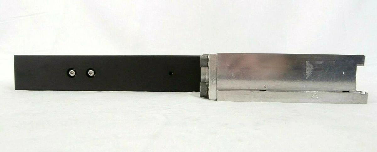 Used VAT MONOVAT Stainless Wafer Transfer Valve 02010-BA44 02110-BA44 Unmarked Spare