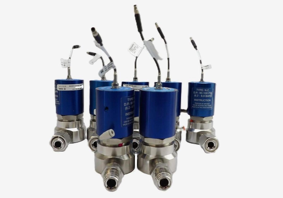 Used Fujikin SPDSA 500 90-100 PSI FVCR Pneumatic Diaphragm Valve Lot of 7 Working