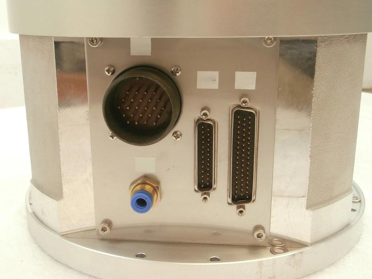 Used Yaskawa XU-RCM2500T-4 Robot w/End Effectors Nikon KAB11320/201A-4 OPTISTATION 7