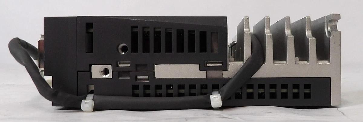 Used Sanyo Denki RS2A01A2HA5A00 Servo Drive Module SANMOTION R Working Surplus