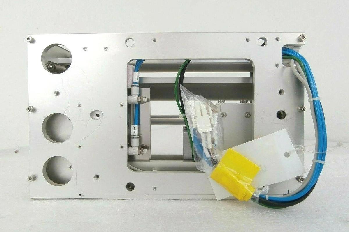 Used DNS Dainippon Screen WNA Wafer Transfer Assembly FC-3000 Wet Station Working