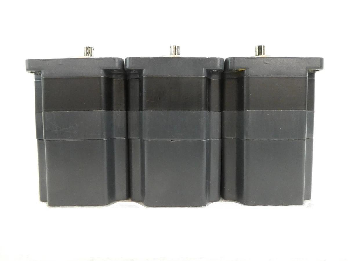 Used Oriental Motor A4594-9215KSGM 5-Phase Stepping Motor VEXTA Lot of 3 Surplus