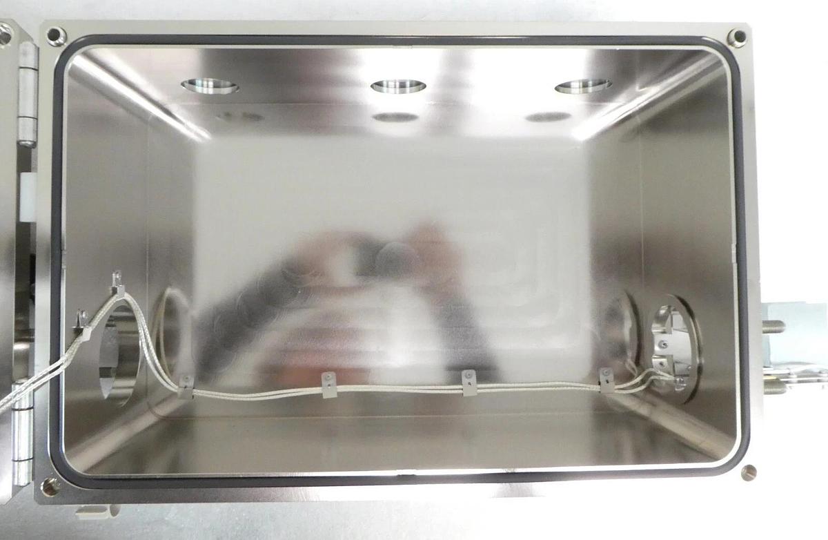 Used Bruker 263019.00054-i Chamber UltrafleXtreme MALDI/TOF Spectrometer Working