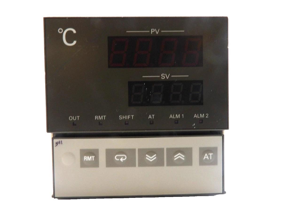 Used Omron E5AX-A20 Temperature Controller E5AX Reseller Lot of 5 Working Surplus