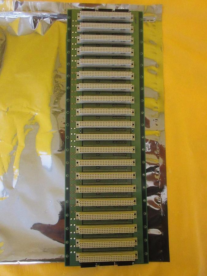 Used SRC R14870 VME Systembus 20-Slot Backplane Board PCB Used Working