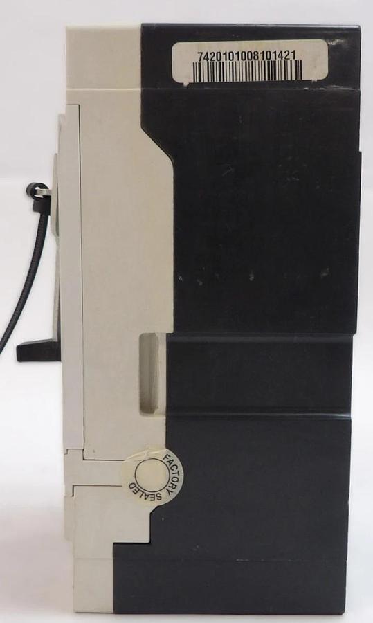Used Eaton JGE3250NN 3 Pole Circuit Breaker J250E Lot of 2 Working
