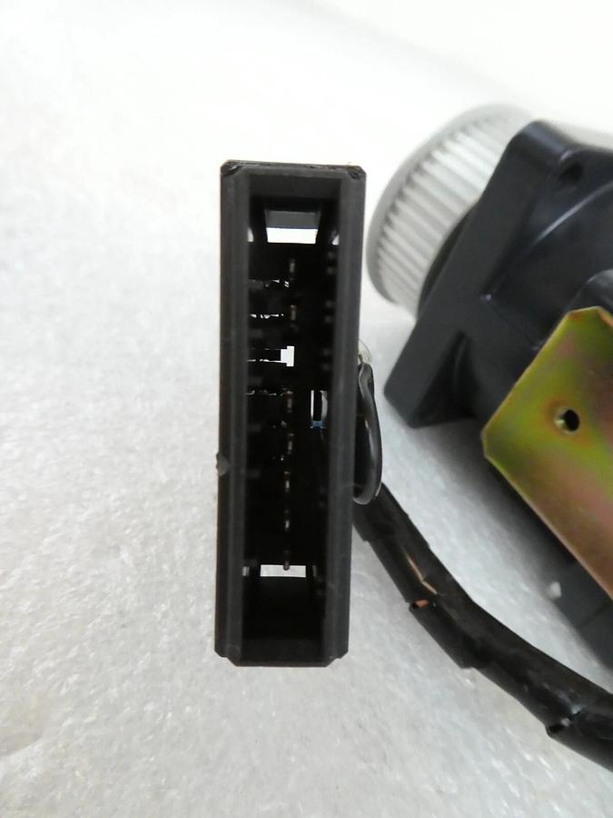 Used Oriental Motor A5666-9215KHGM 5-Phase Stepping Motor VEXTA Working Surplus