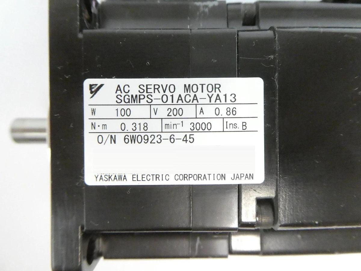 Used Yaskawa Electric SGMPS-01ACA-YA13 AC Servo Motor Lot of 2 Working