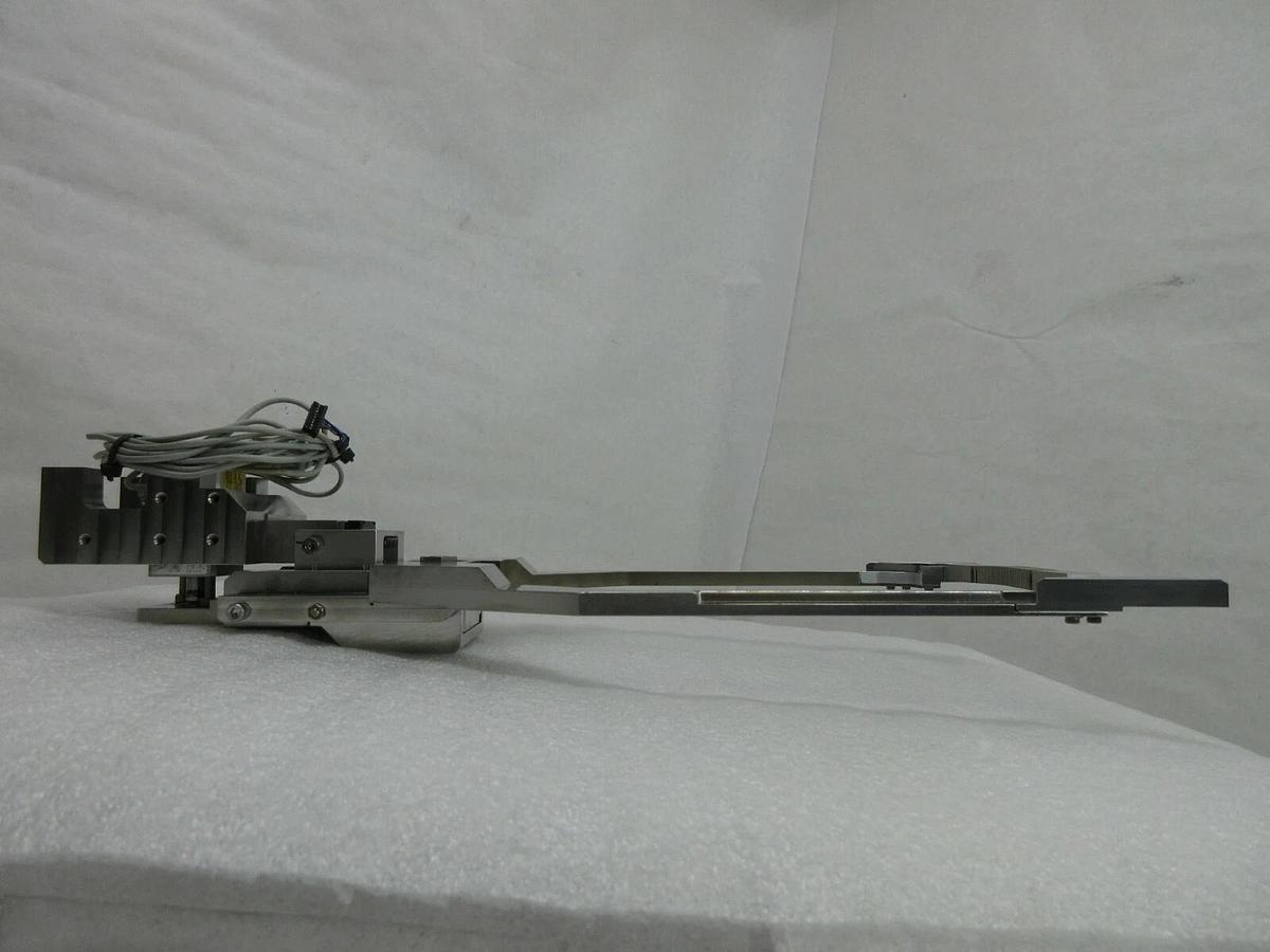 Used Nikon 4K821-767 Reticle Stage Wafer Transfer Arm 4K821-768 NSR-620D Working
