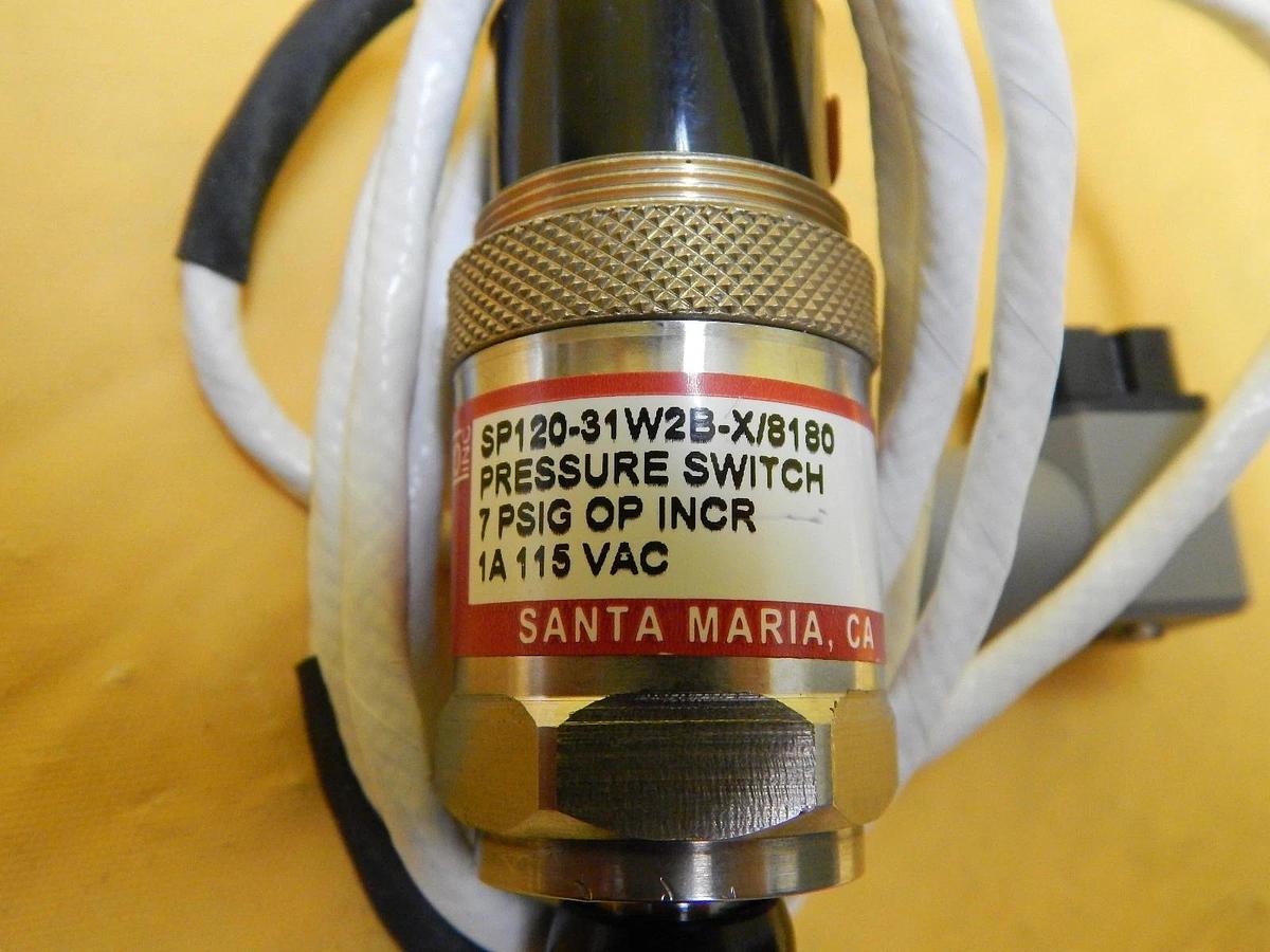 Wasco SP120-31W2B-X/8180 Vacuum Pressure Switch New Surplus