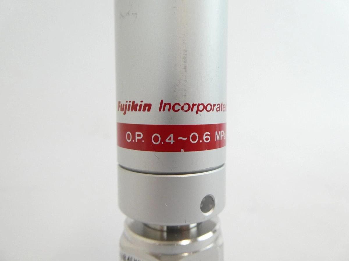 Used Fujikin 401181 Pneumatic Diaphragm Valve Reseller Lot of 10 Working Surplus