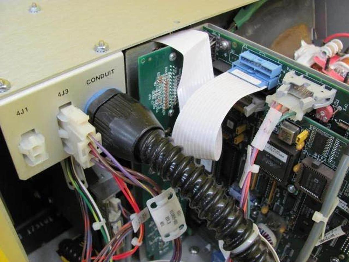 Used Lam Research 852-017500-003 CRT Operator Interface 853-017505-001 Surplus