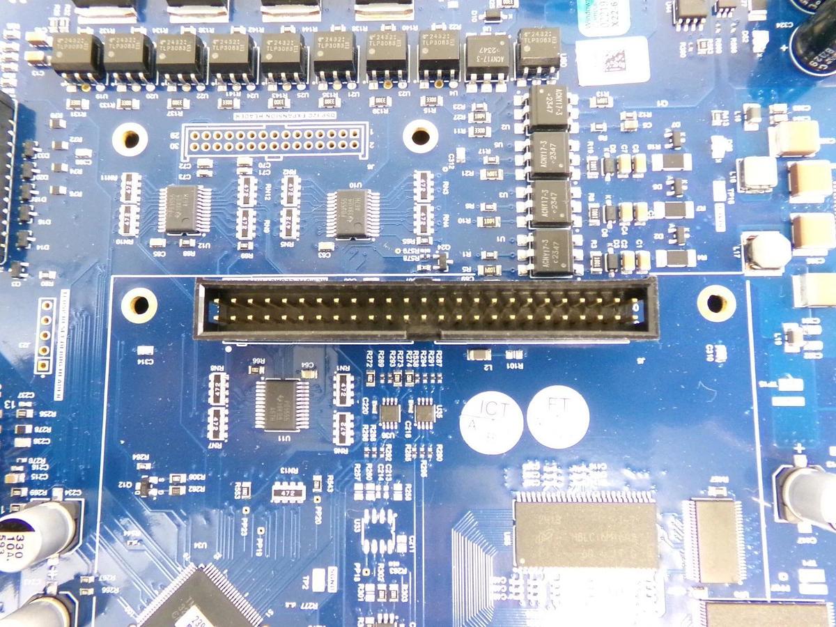 Used Edwards P501968-0001 Chiller PCB Maxcool Control Board Working