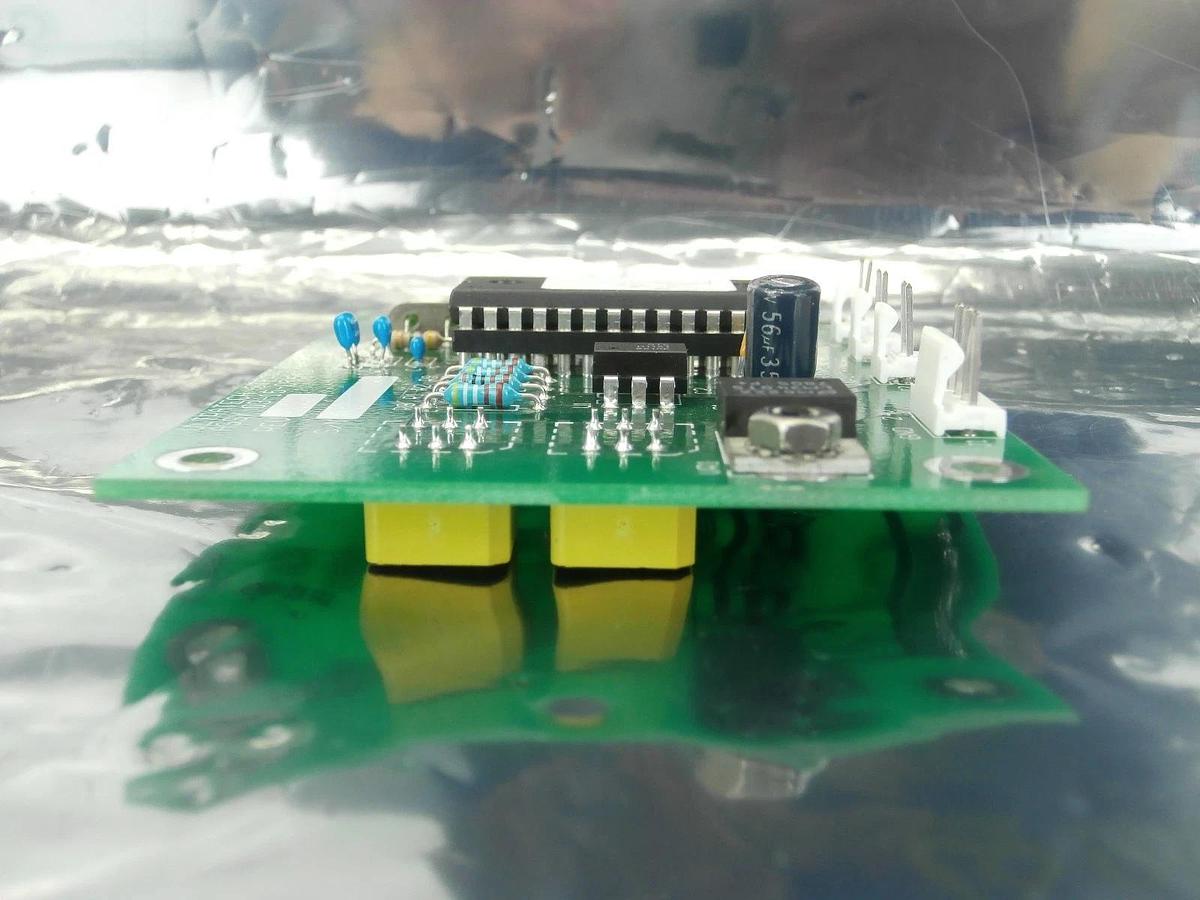 Used Ultratech Stepper 03-15-05643 Theta Vac/Chuck Clamp Board PCB 4700 Titan Used