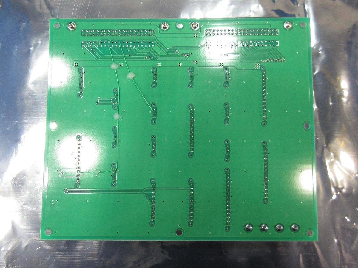 Used Lasertec C-101185 I/O PCB GT1-32I0 Lasertec MD2500 Used Working
