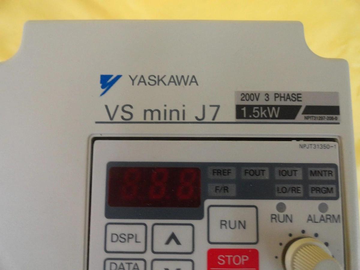 Used Yaskawa Electric CIMR-J7AA21P5 J7 Series Inverter VS mini V7 Lot of 2 Working